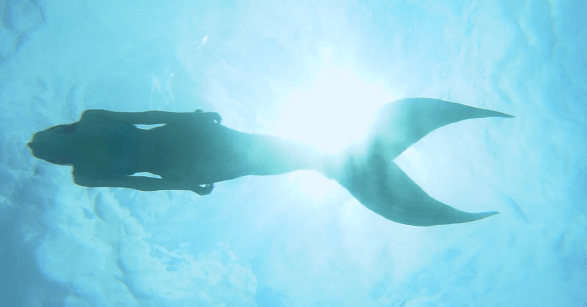 「映像制作事例：マーメイドスイムの水中映像」のサムネイル画像