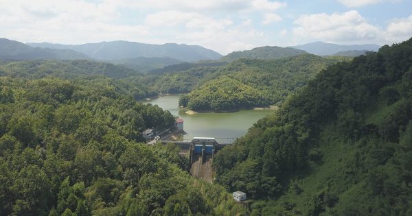 ダム建築現場の3DCG合成フォトモンタージュ用の空撮写真